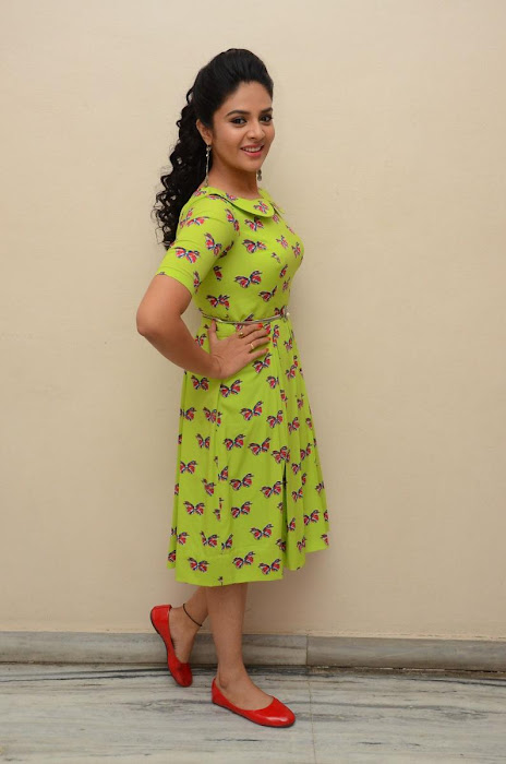 Srimukhi at Mental movie audio launch