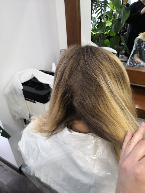 Szkolenie z blondów w Akademi L’Oreal Professionnel