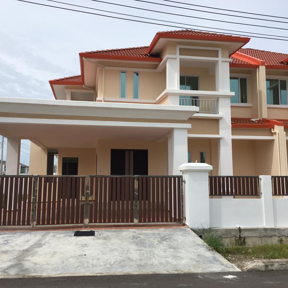 Miri Airport area House FOR SALE, nearby Fabulous Garden Miri