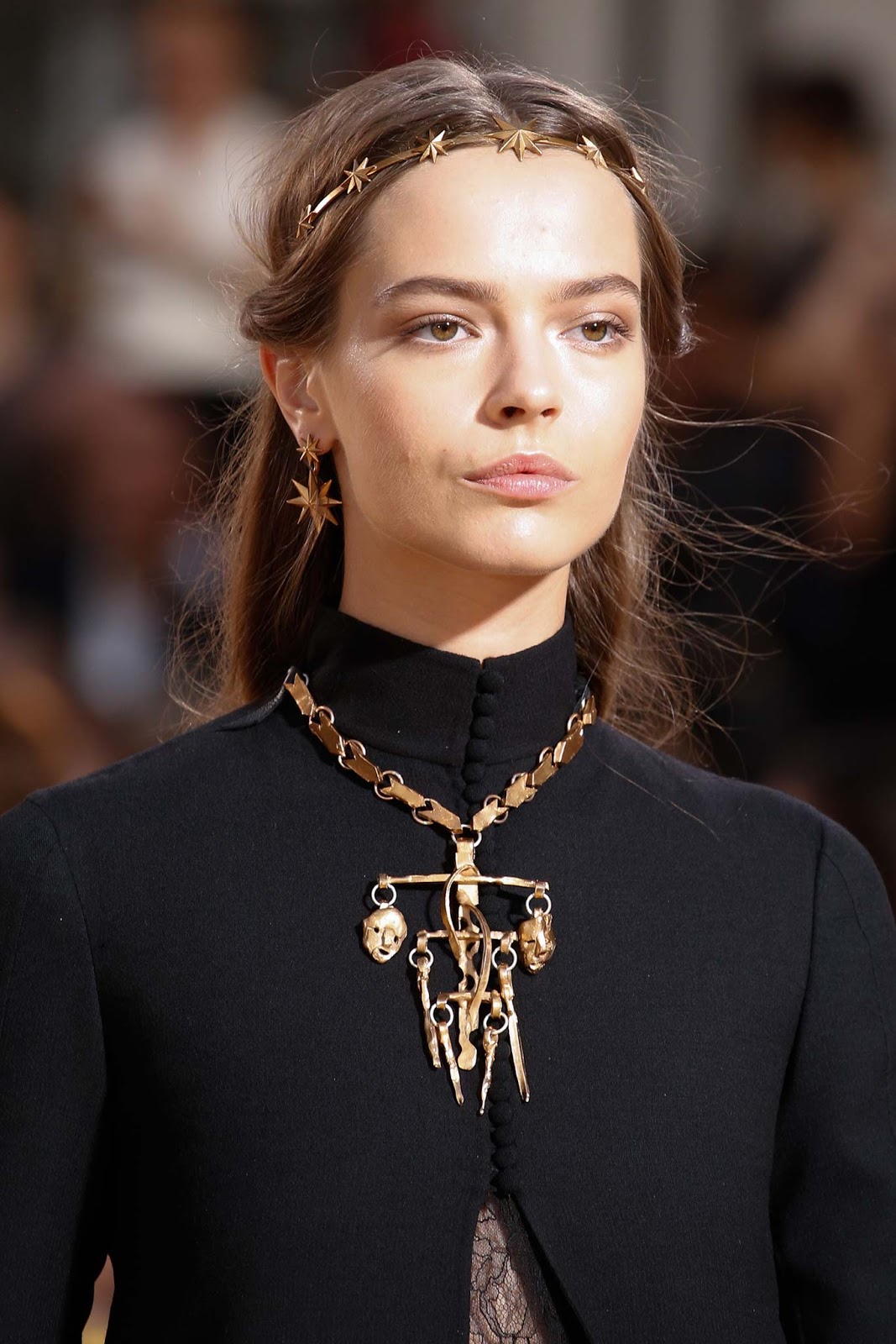 Valentino | Desfile acessórios Outono-Inverno 2015 ~ Mad Moda