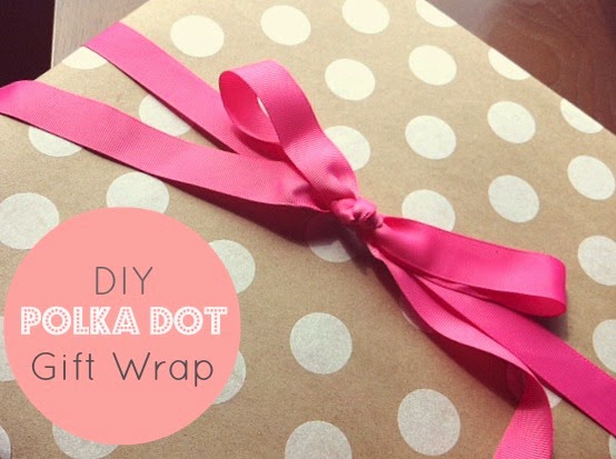 http://cupcakewishesandbirthdaydreams.blogspot.com/2012/04/thursday-inspiration-diy-gift-wrap.html