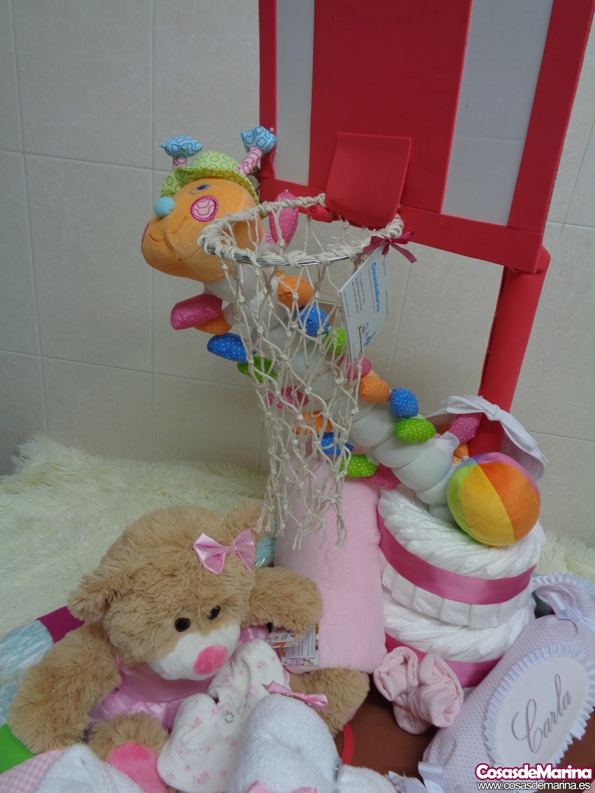 CosasdeMarina Regalos con pañales, detalles para