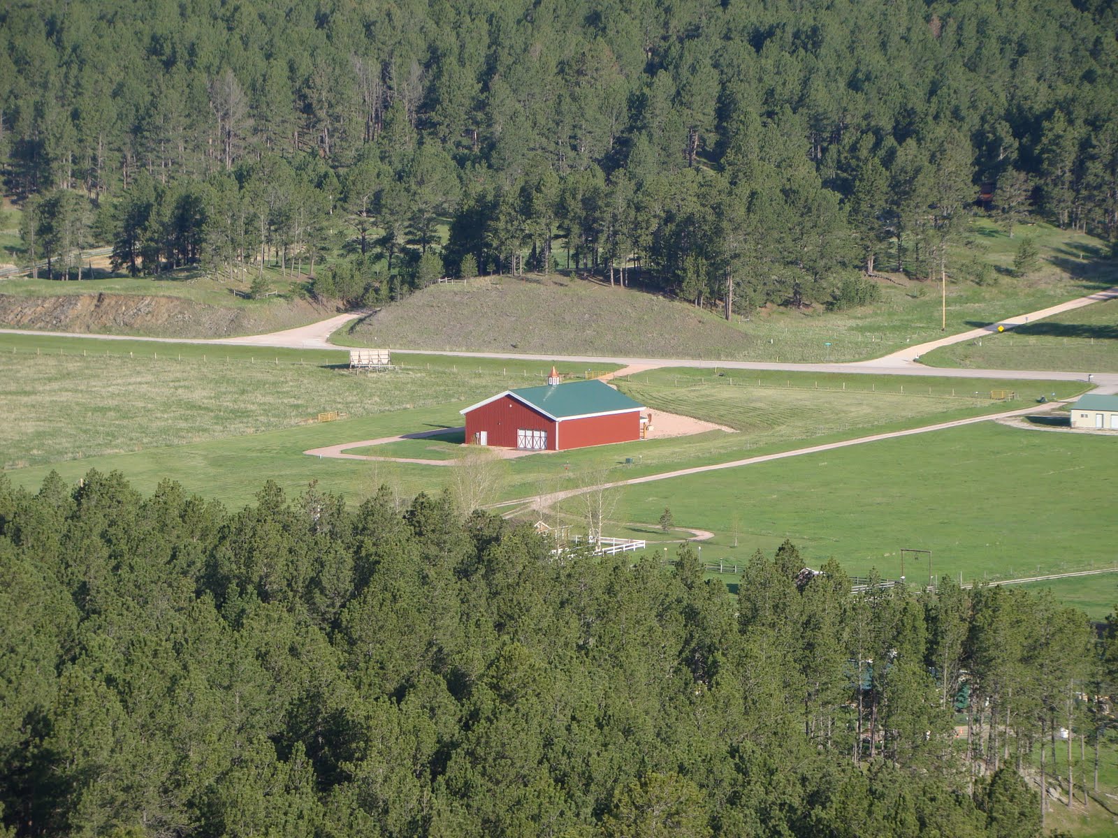 T & T do Yellowstone Hot Air Balloon and Mount Rushmore