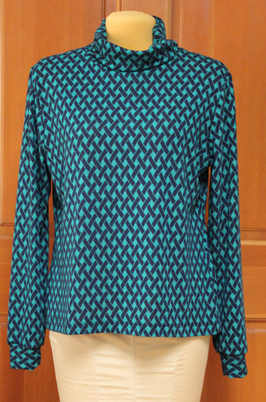 Star's Threads: A quick and easy Turtleneck