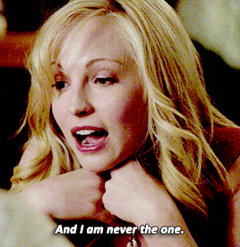 16 Signs to be Desperate For Love 16 Signs to be Desperate For Love