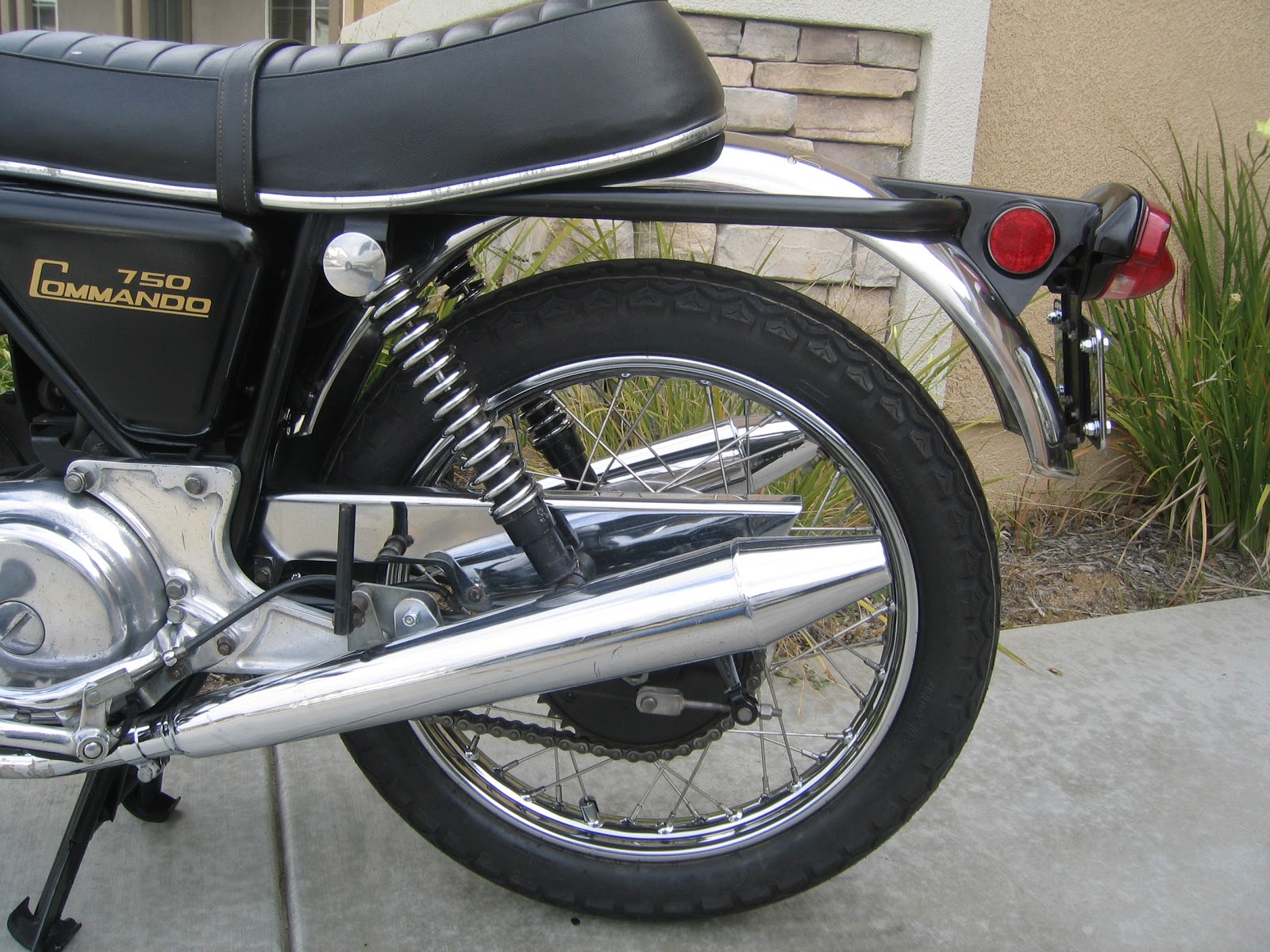 commando classic bike