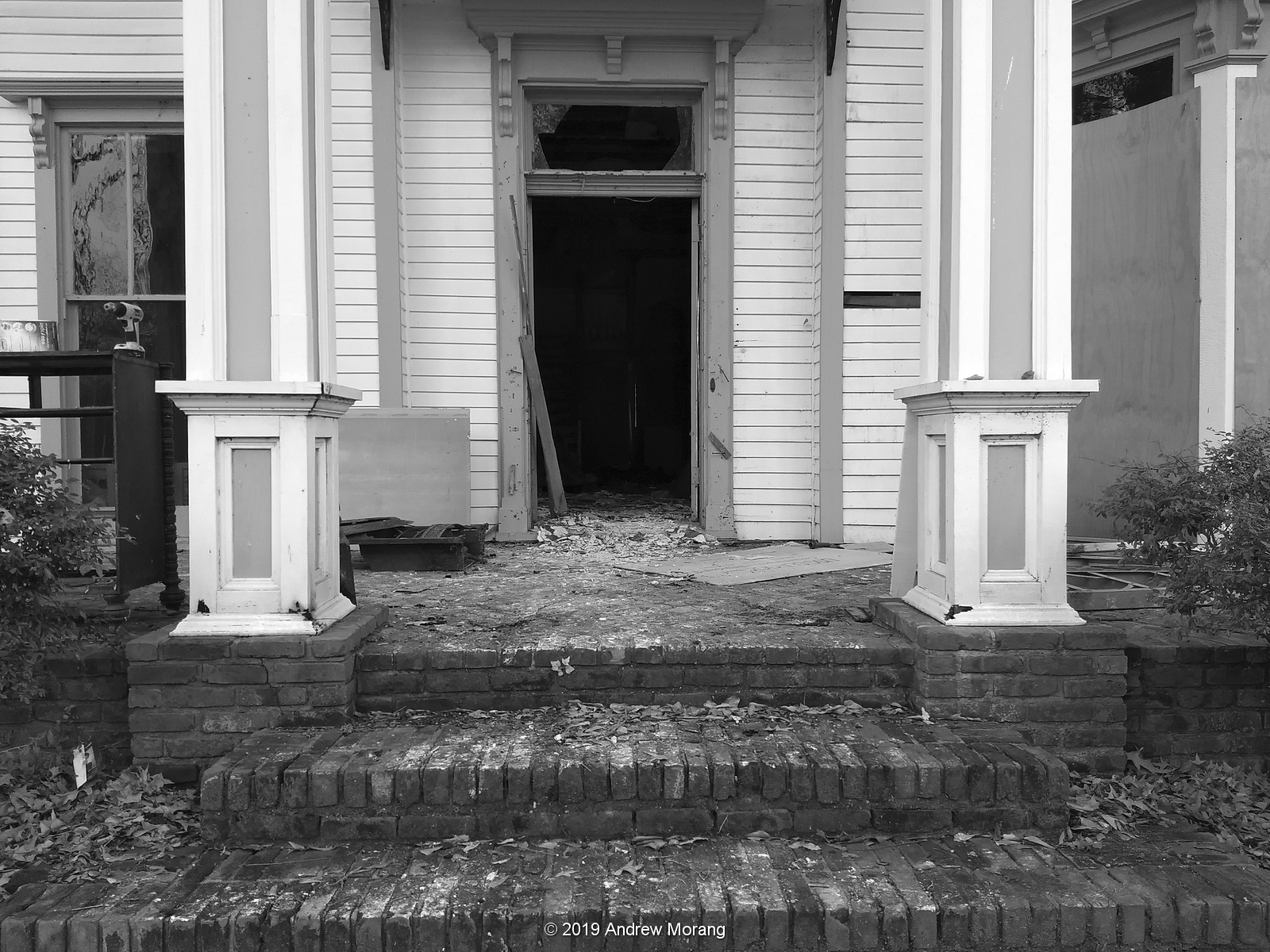 Urban Decay Lost Victorian House 2432 Cherry Street, Vicksburg