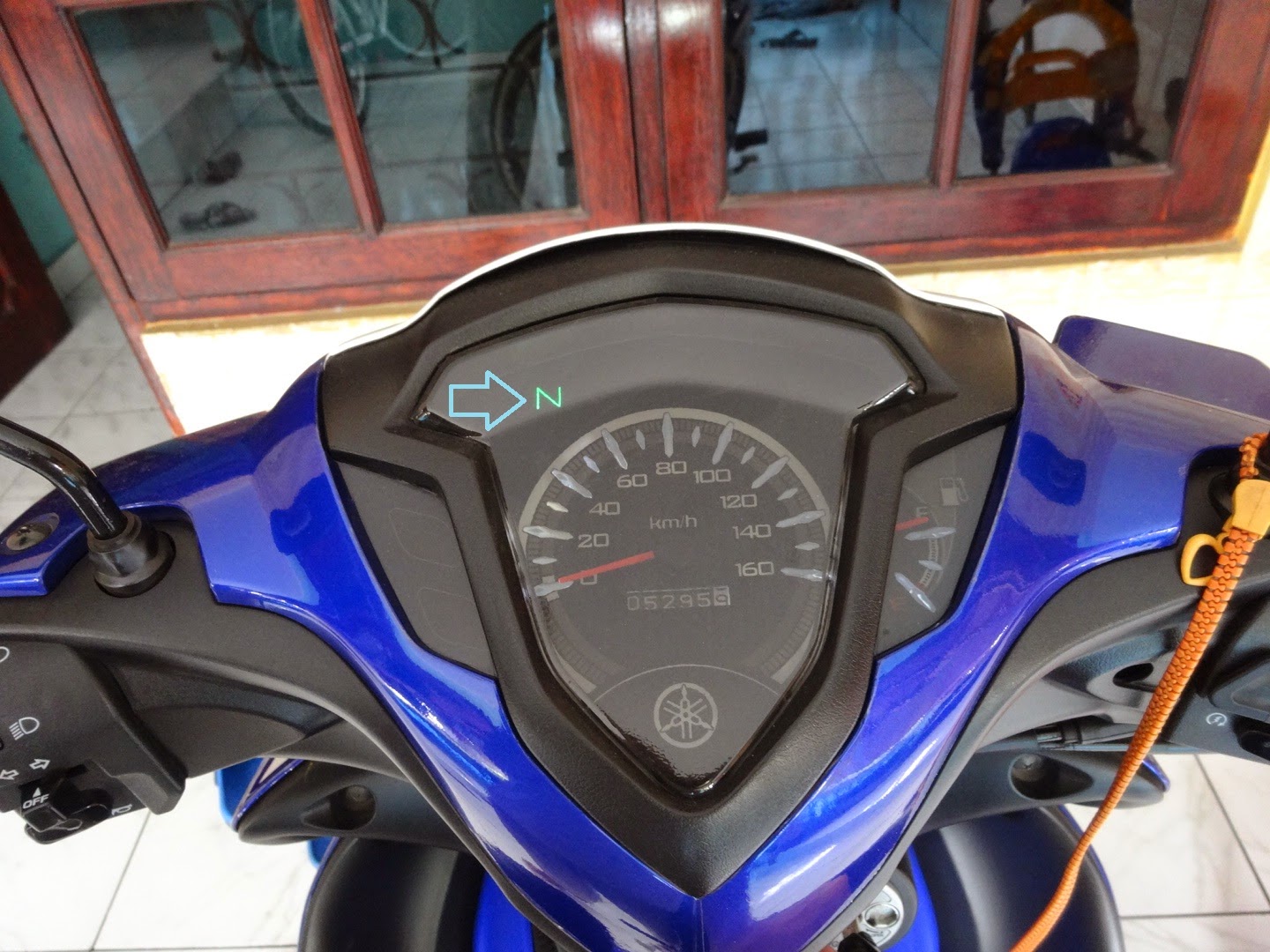 MEMPERBAIKI LAMPU INDIKATOR TRANSMISI GEAR YG MATI MOTOR JUPITER Z1