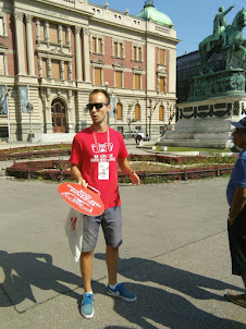 Guide Ivan introducing us tourists to "Free Walking Tour" of Belgrade.