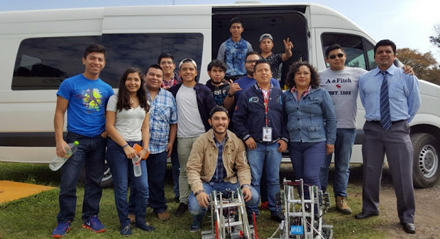 Universitarios poblanos de Xicotepec ¡ganan Concurso Nacional de Robótica!