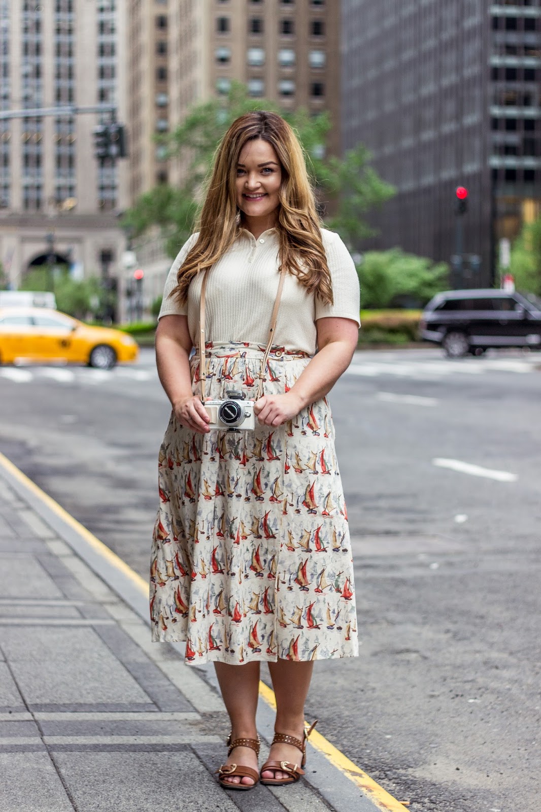 Summer style in the city - Dainty Dress Diaries