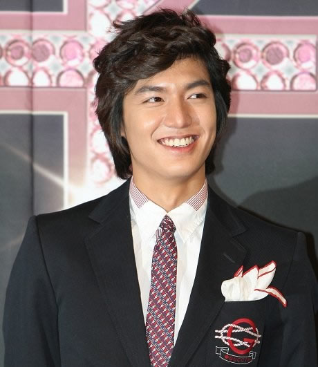 2012: Kumpulan Foto aktor Korea Lee Min Ho Terbaru