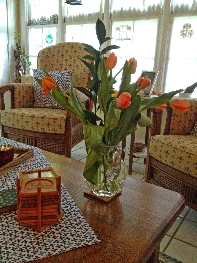 MARIETTE'S BACK TO BASICS {Orange Tulips compliments of Cut Flower