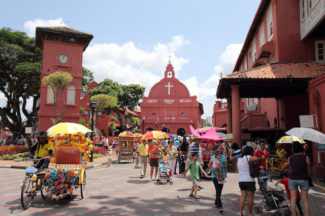 Visit Malacca, the pretty old town in Malaysia