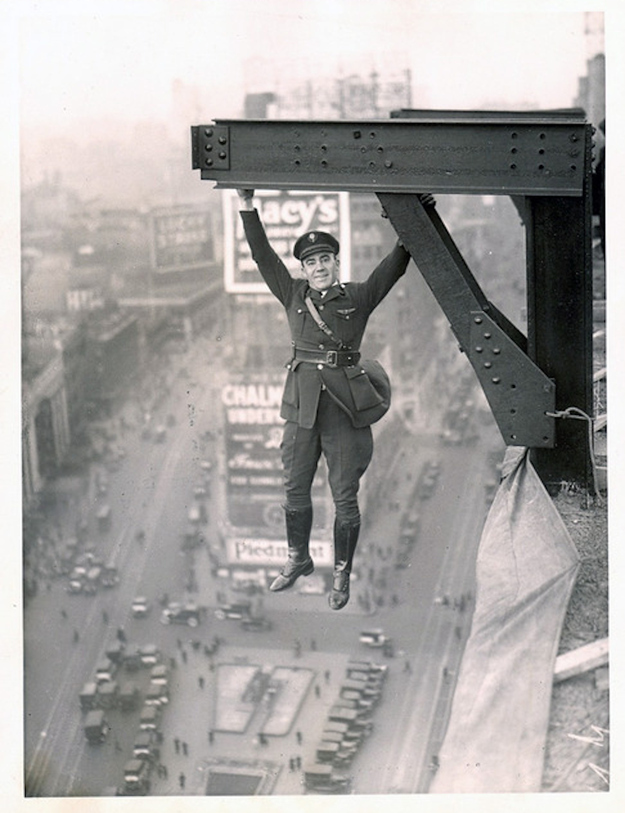 Very Odd And Funny Vintage Photos That Cannot Be Explained