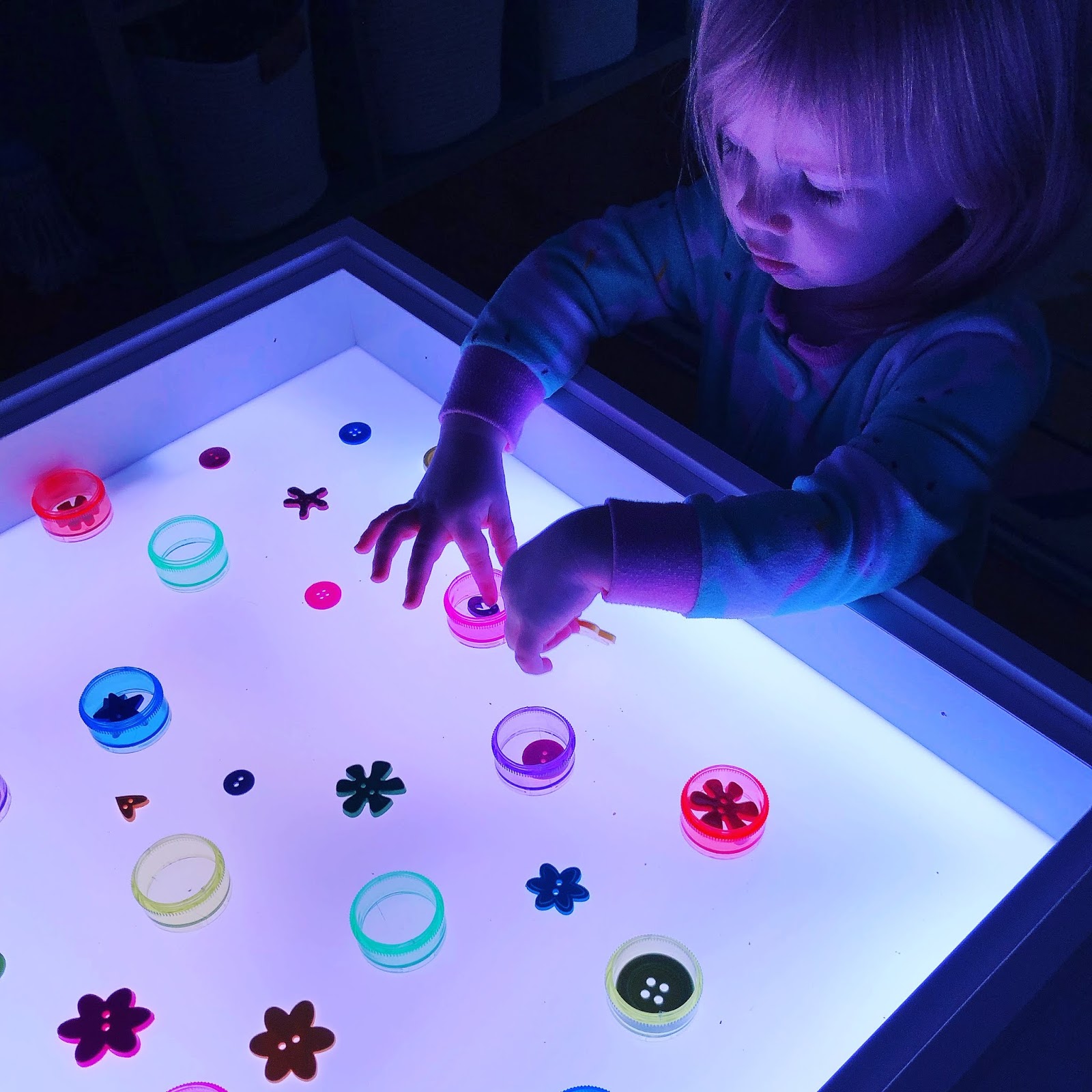 Find the Little Mind Lights, camera... PLAY! 5 Simple Light Box Activities for Kids