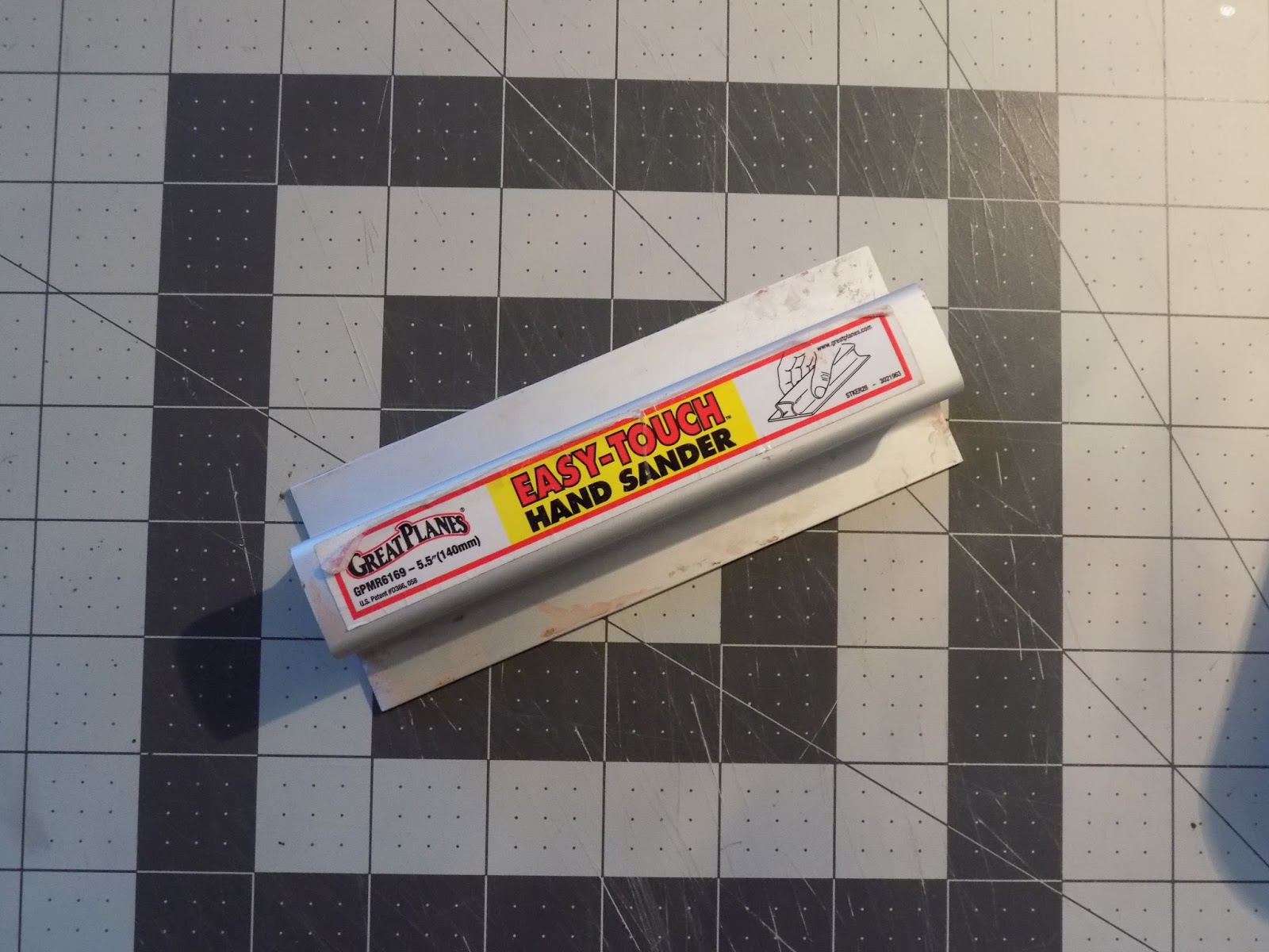 The Rocket N00b Removing Sandpaper From an Aluminum Sanding Block