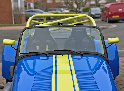 RAL 1016 SPA side mirrors on Caterham Academy car