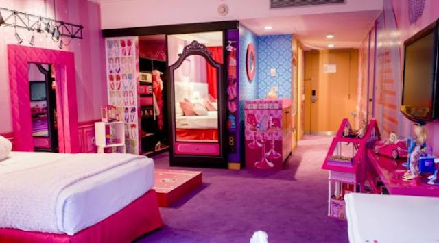 Kamar Hotel Barbie