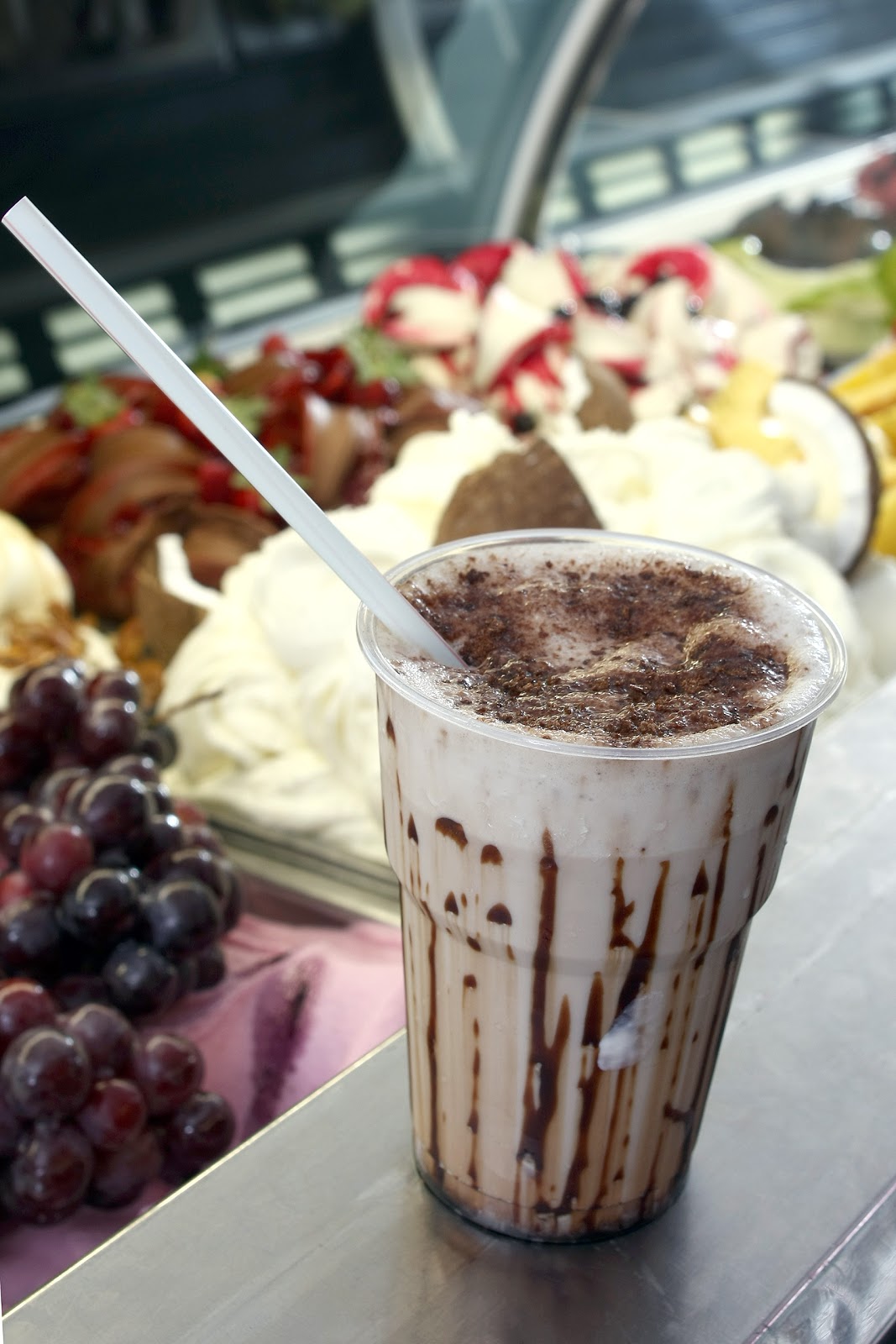 D'Vicz Sorvetes Saiba a origem do milk shake...