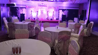 Wedding banquet at country inn & suites by Radisson Navi Mumbai
