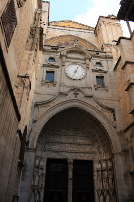 Detalles del reloj de la Catedral de Toledo