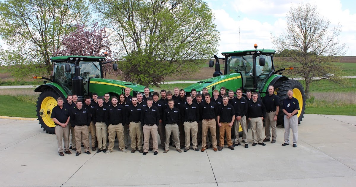 John Deere TECH Calmar 2017 Graduation