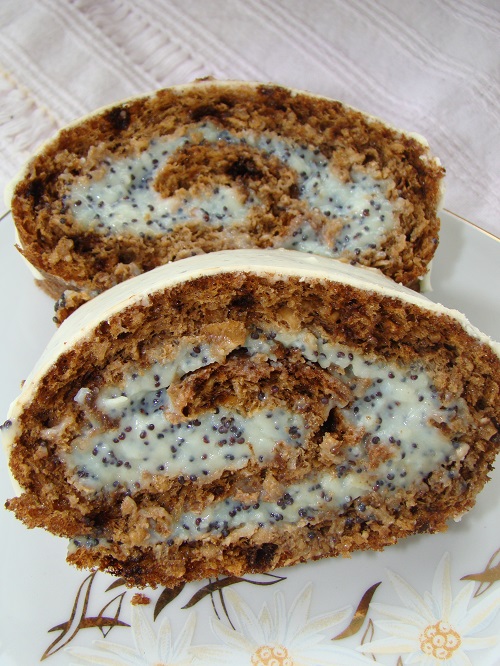 Rulada cu ness si budinca de mac