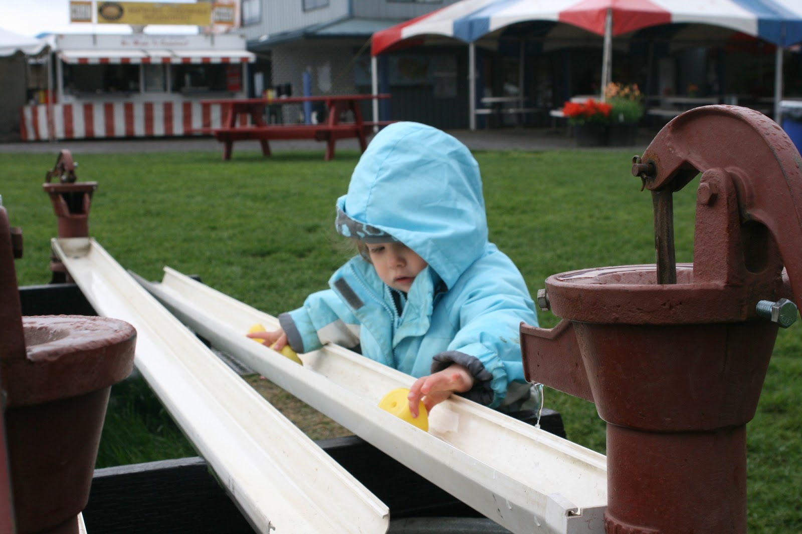 The Learning Landscape Play Water Pump Races