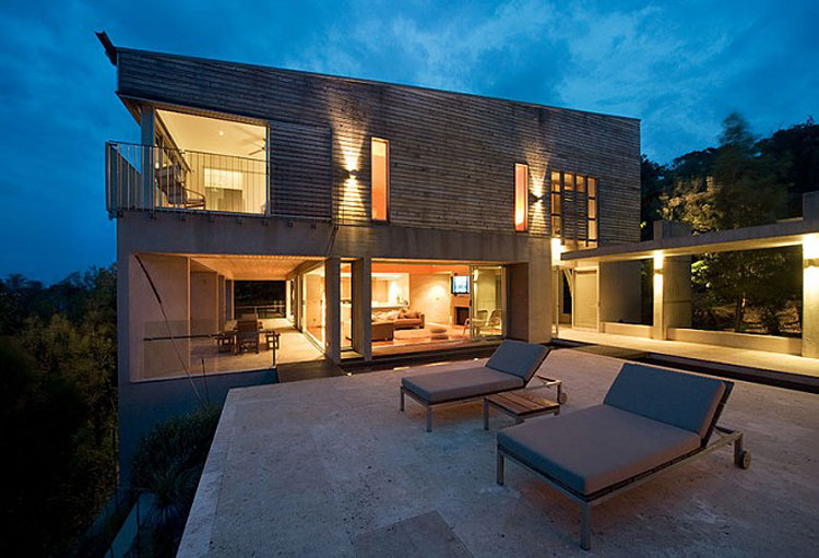 Luxury beach homes Luxury beach house, Rocky Point, Agnes Water