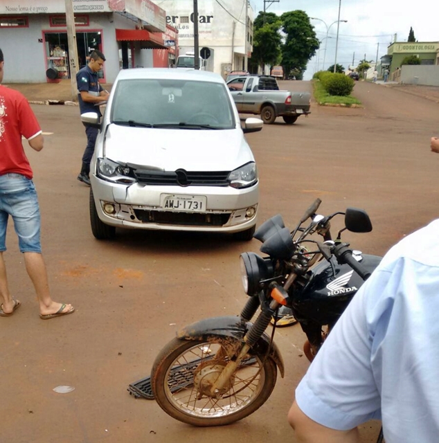 Roncador: Colisão entre carro e moto deixa motociclista gravemente ferido