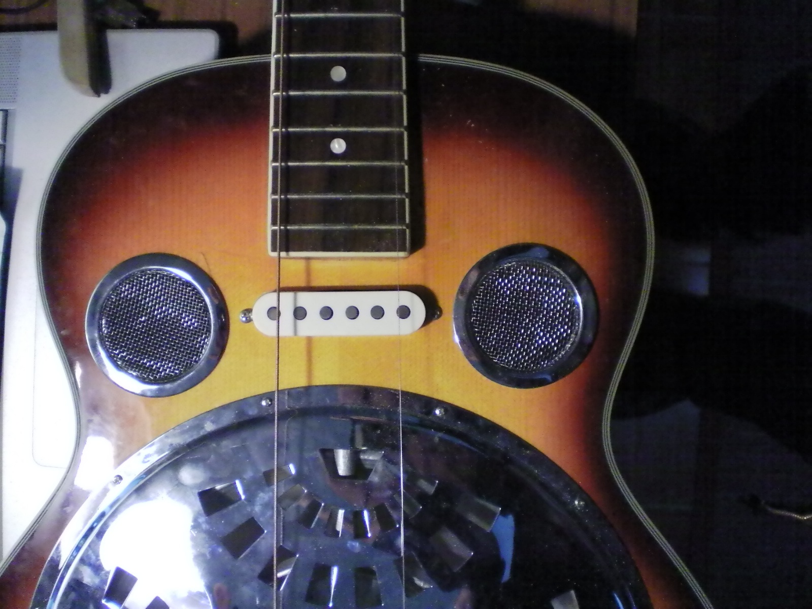 Chordophone Jack & Danny Dobro/Resonator + Fender Pickup