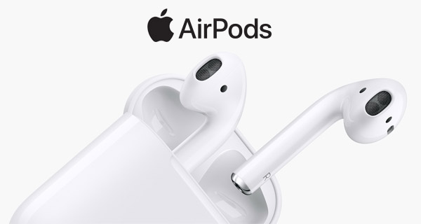 chloesschlothes-airpods