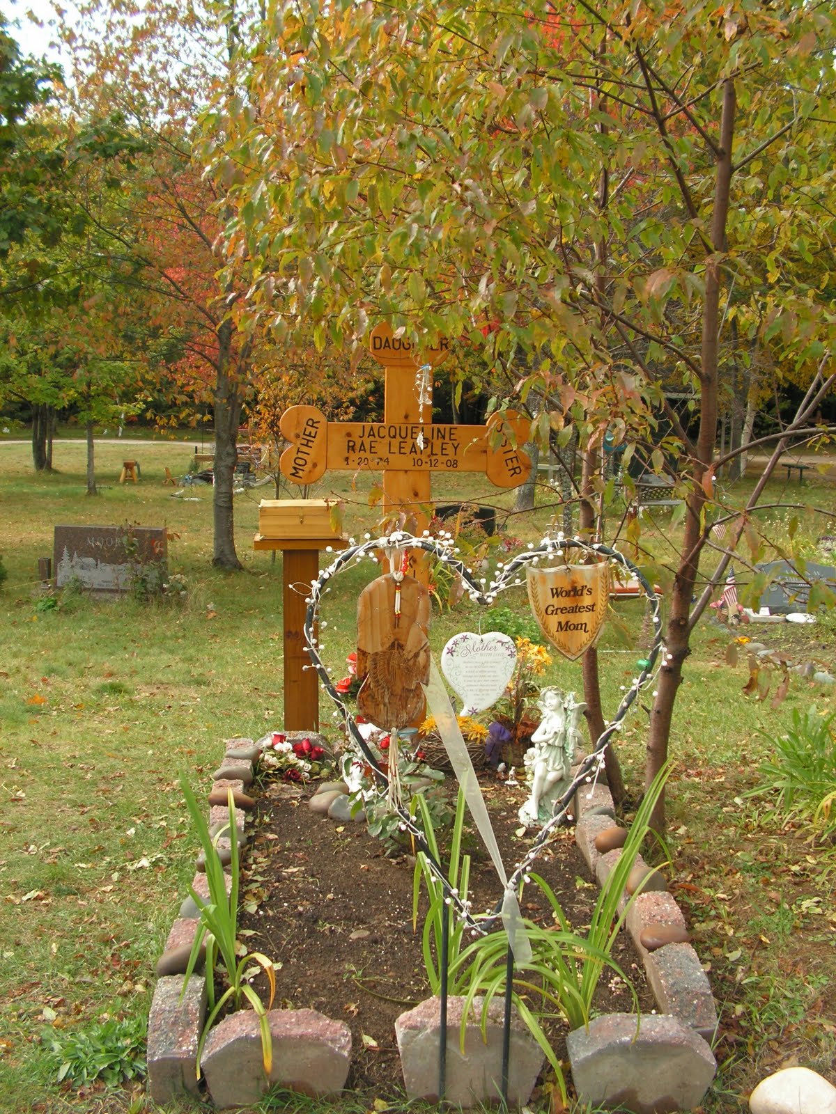 Ramona's Voices On Hallowed Ground A Memorial Day look at Cemeteries