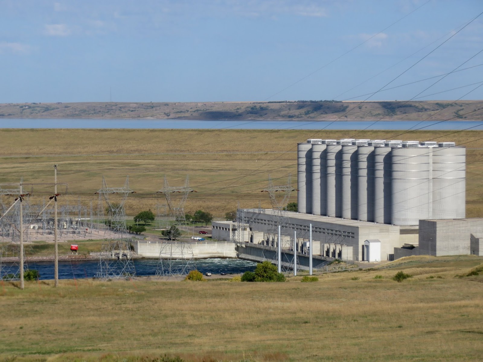 hshipman Oahe Dam
