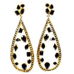 Mindy Kaling In Black Style Jewelry3
