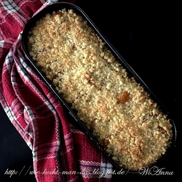 Hier wird mit Liebe gekocht: Schmandkuchen mit Aprikosen und Kokosstreuseln Hier wird mit Liebe gekocht: Schmandkuchen mit Aprikosen und Kokosstreuseln