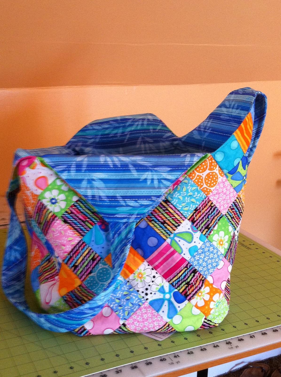 Jersey Girl Quilters: Mondo Bags