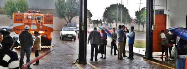Manoel Ribas: População afetada pela chuva procura ajuda da Defesa Civil