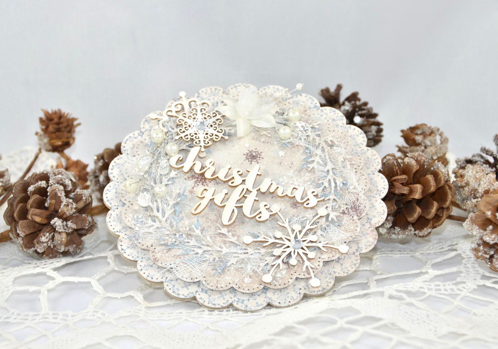 Cathrines hjerte Round Christmas Cards.