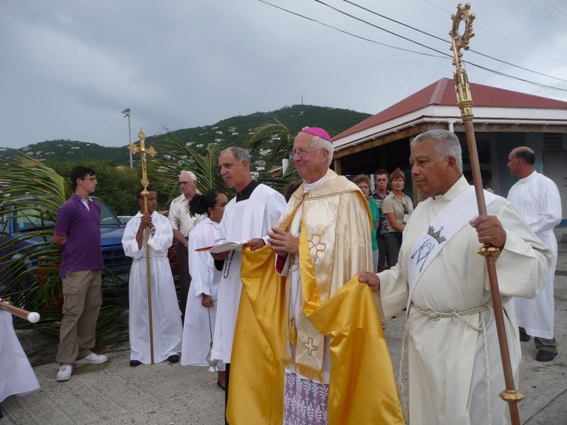 catholic-islander-news-st-anne-procession-blessing-of-boats