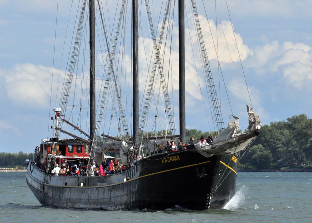 Toronto Grand Prix Tourist A Toronto Blog Sailing on the Tall Ship