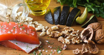 Ωμέγα-3 και ωμέγα-6 λιπαρά οξέα: Ποια είναι η διαφορά τους και σε ποιες τροφές βρίσκονται  