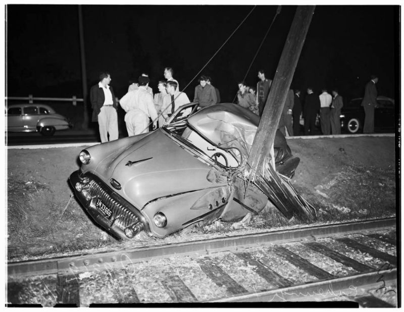 35 Incredible Photos That Capture Traffic Accidents of California From