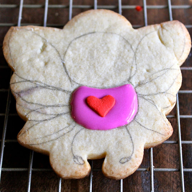 love bug cookie,galleta de insecto del amor,s,galletas para San Valentin, easy cookie decorating ideas, valentines cookies ideas, cookie decorating blogs, valentines, galletas de San Valentin