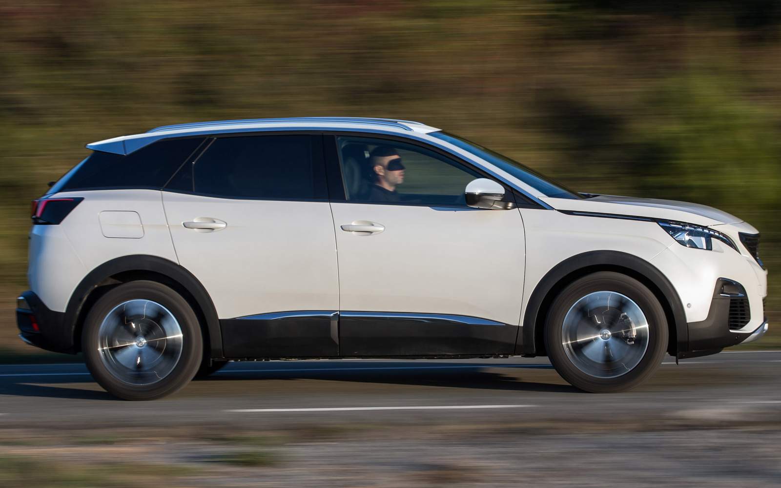 Peugeot já vendeu 50 unidades do novo 3008 na prévenda