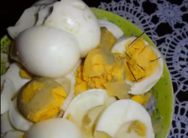 cách giải bùa ngải bằng trứng gà
