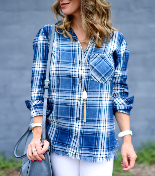 5 Ways to Wear Your Plaid Button Down Shirt – Honey We're Home
