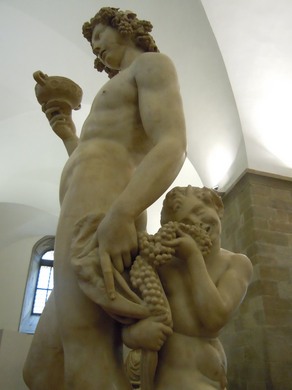 Статуя вакха микеланджело Статуя вакха микеланджело