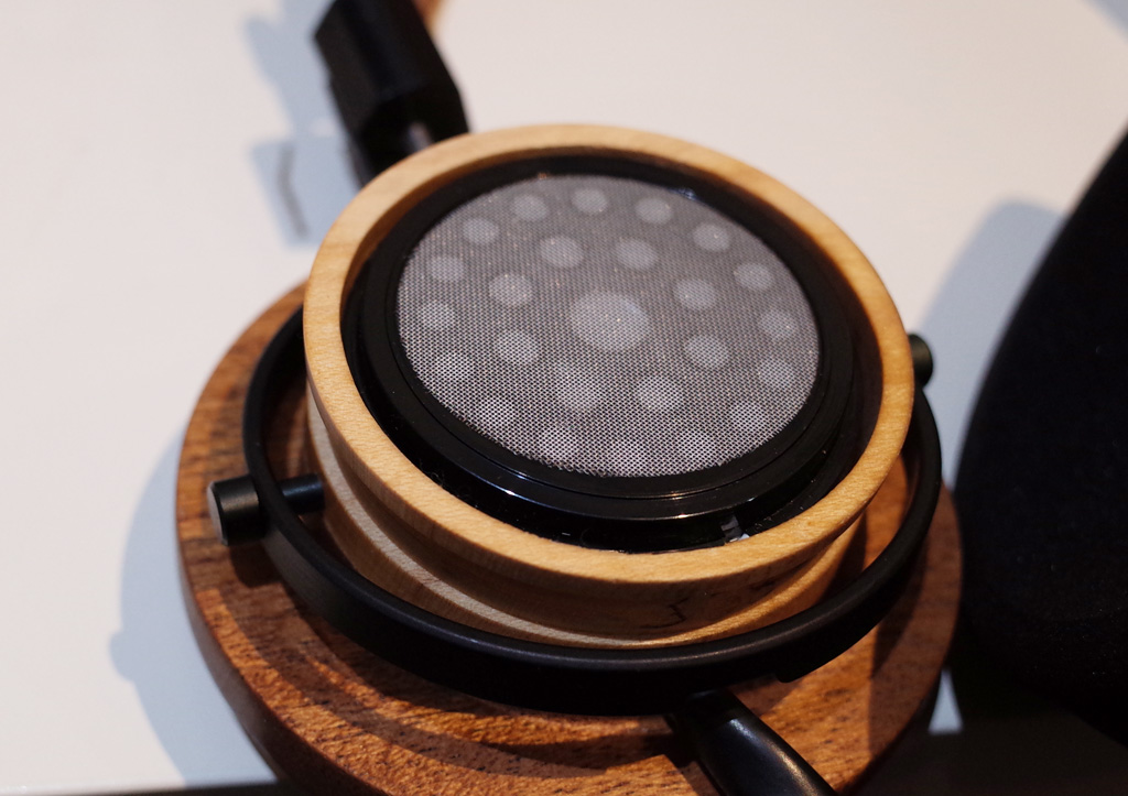 Sandal Audio: Grado GS2000e の試聴レビュー 売り出し格安 GRADO GS2000e 純正木箱付 バランス接続 その他